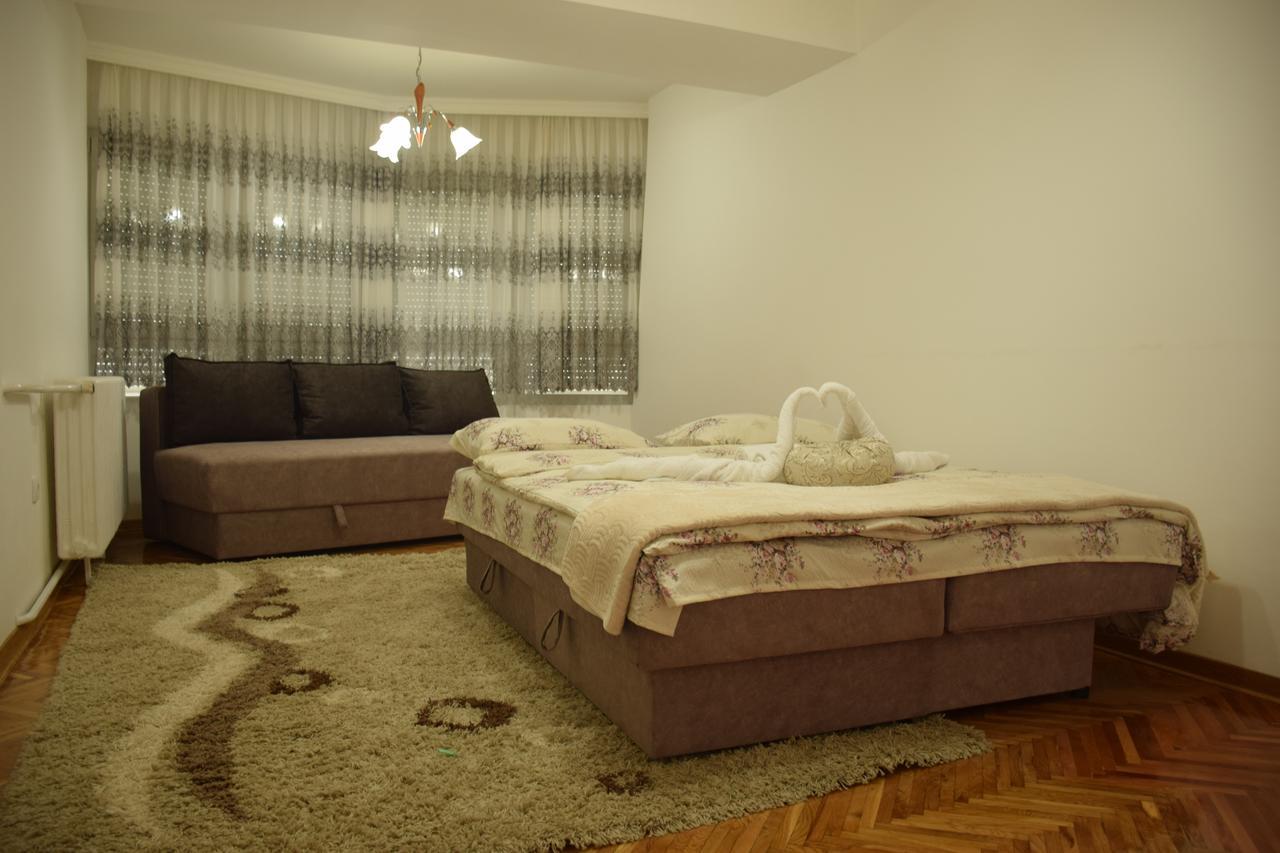 Comfort Inn Apartment โนวีปาซาร์ ภายนอก รูปภาพ